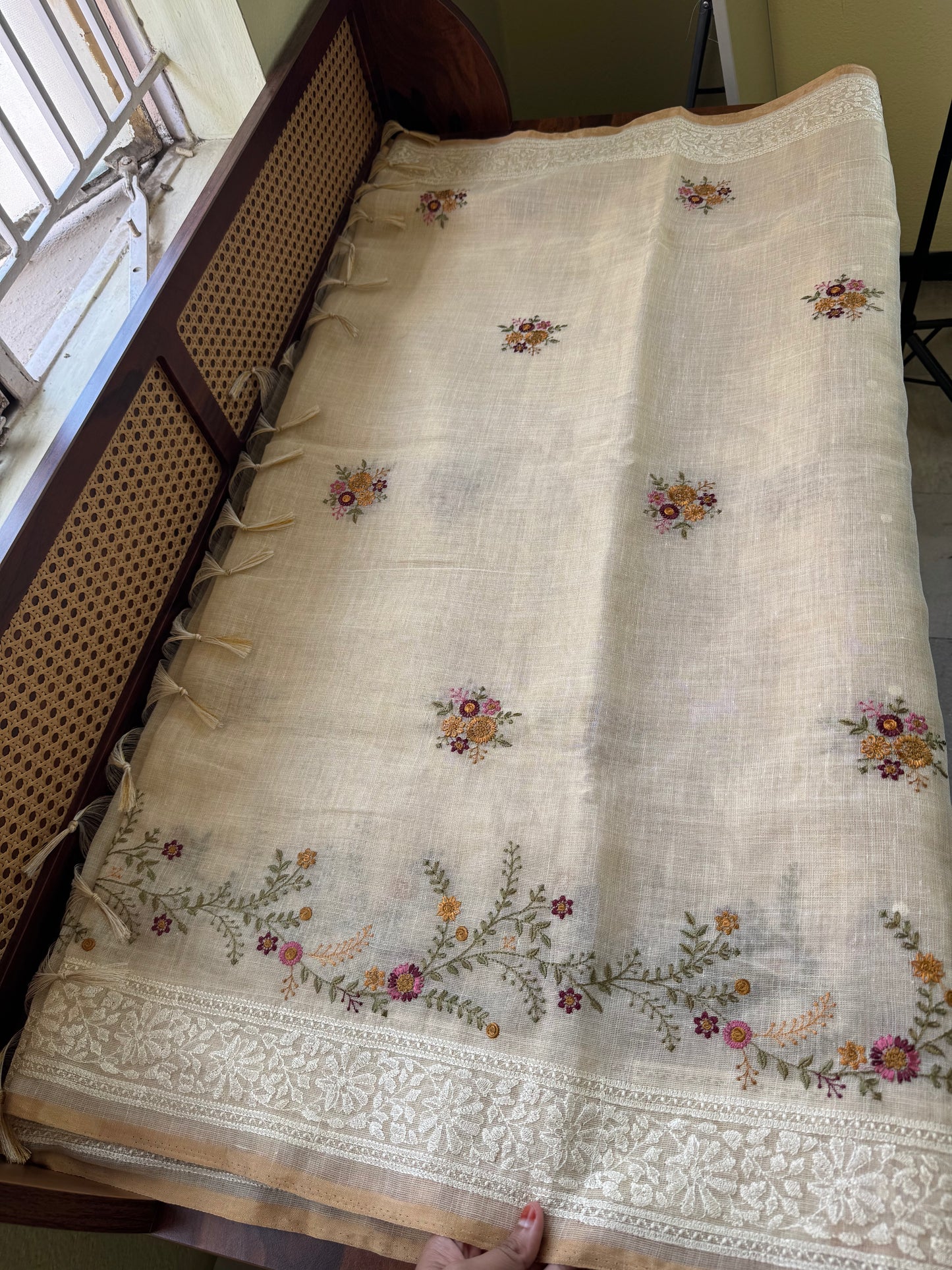 Premium Tissue Linen Sarees -Golden Cream & Pink