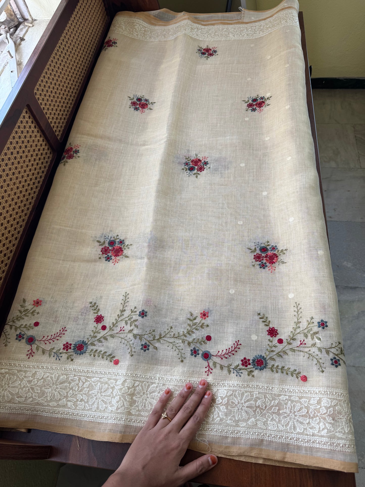 Premium Tissue Linen Sarees -Golden Cream & Cherry Red