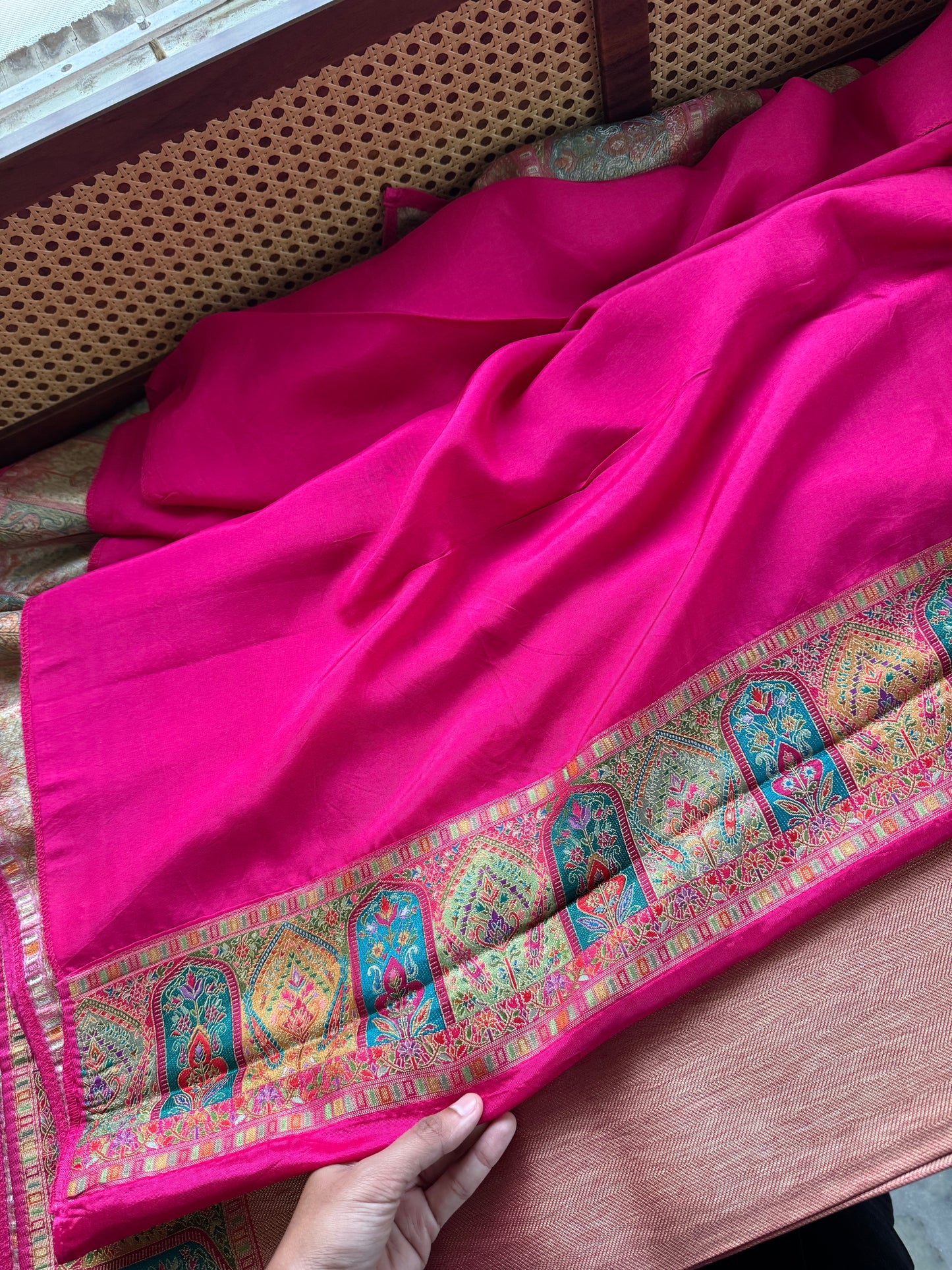 Luxe Pashmina Style Semi Silk Saree - Pink