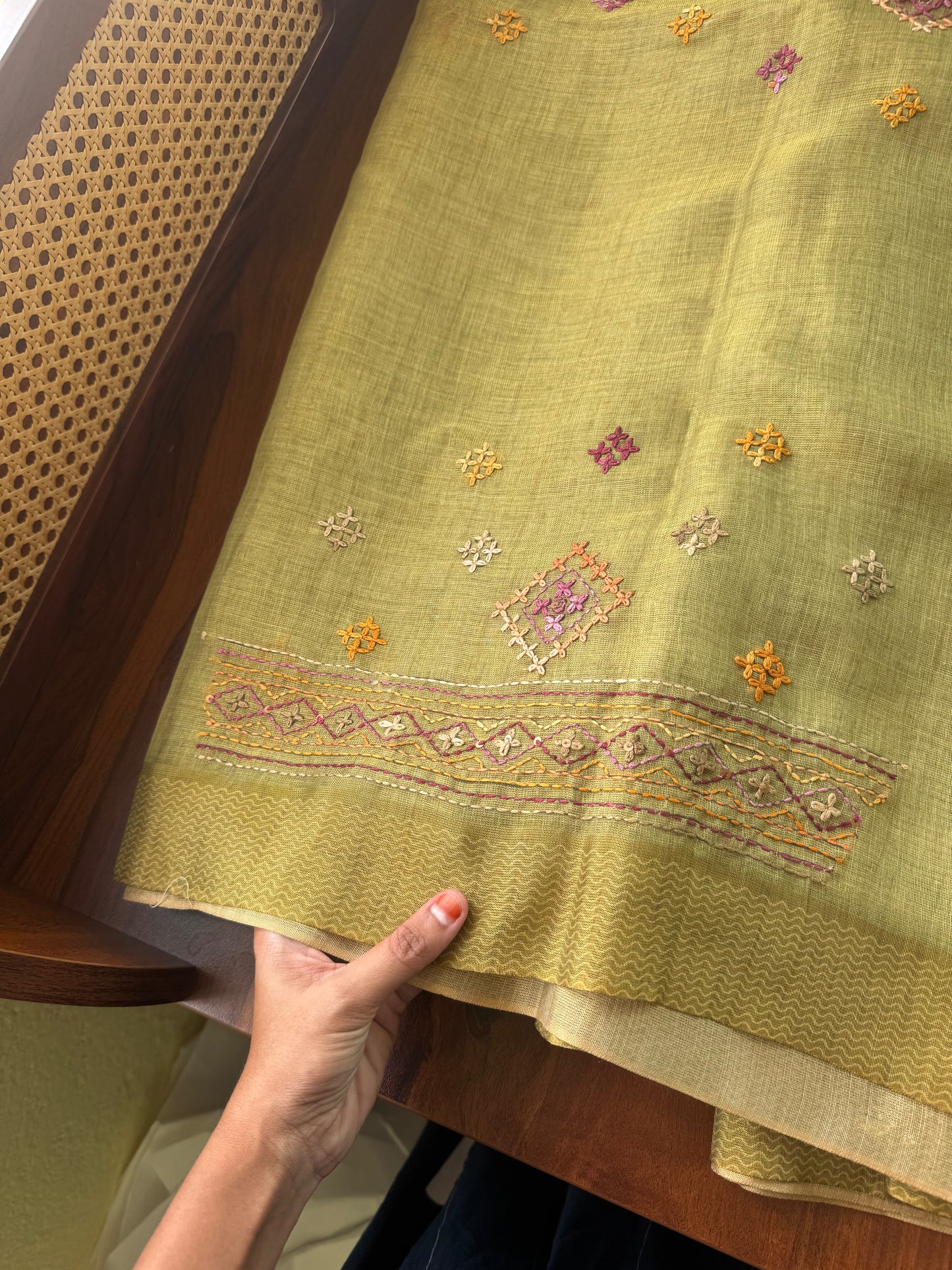 Premium Tissue Linen Sarees with heavy blouse - Green