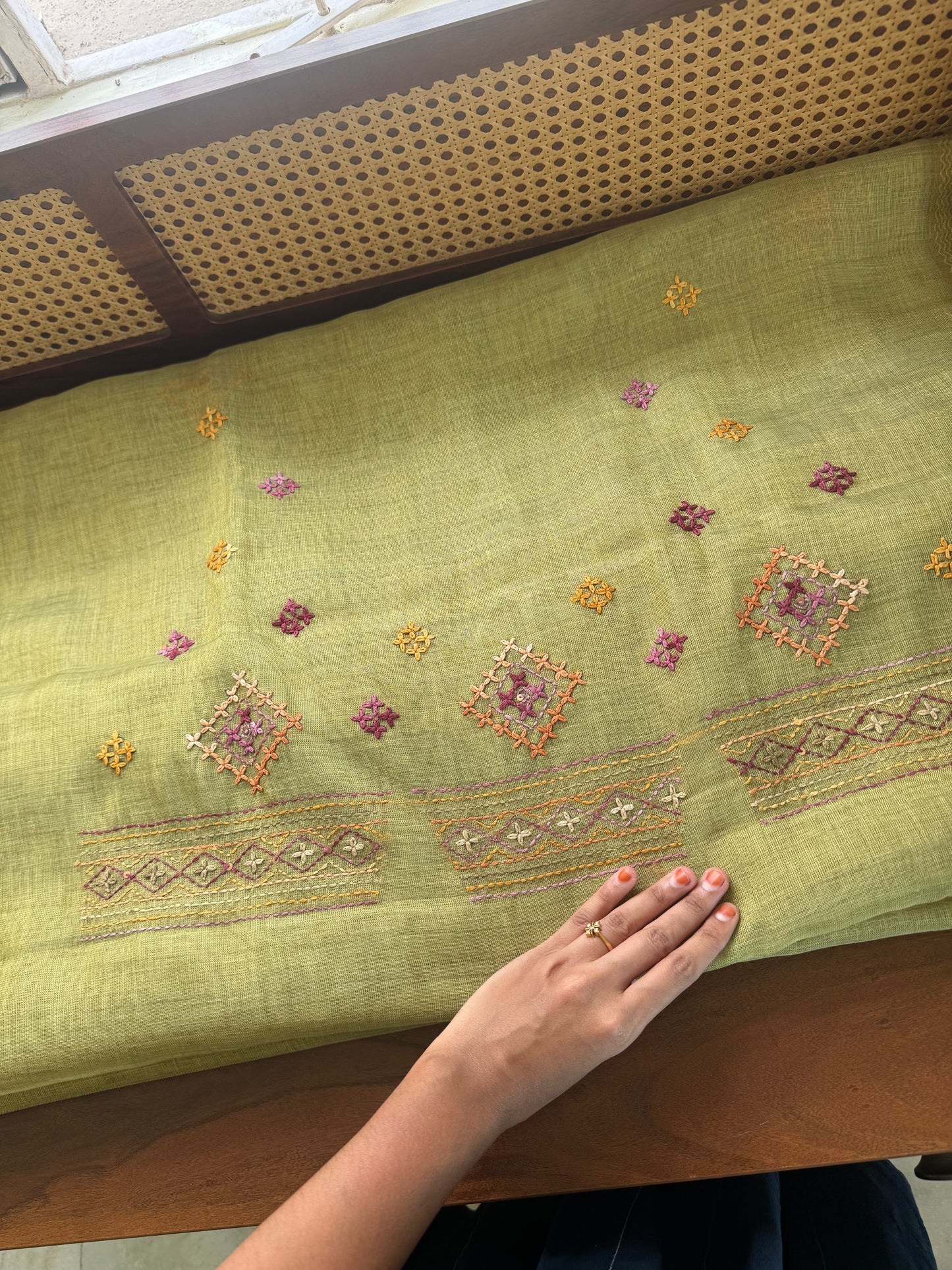 Premium Tissue Linen Sarees with heavy blouse - Green