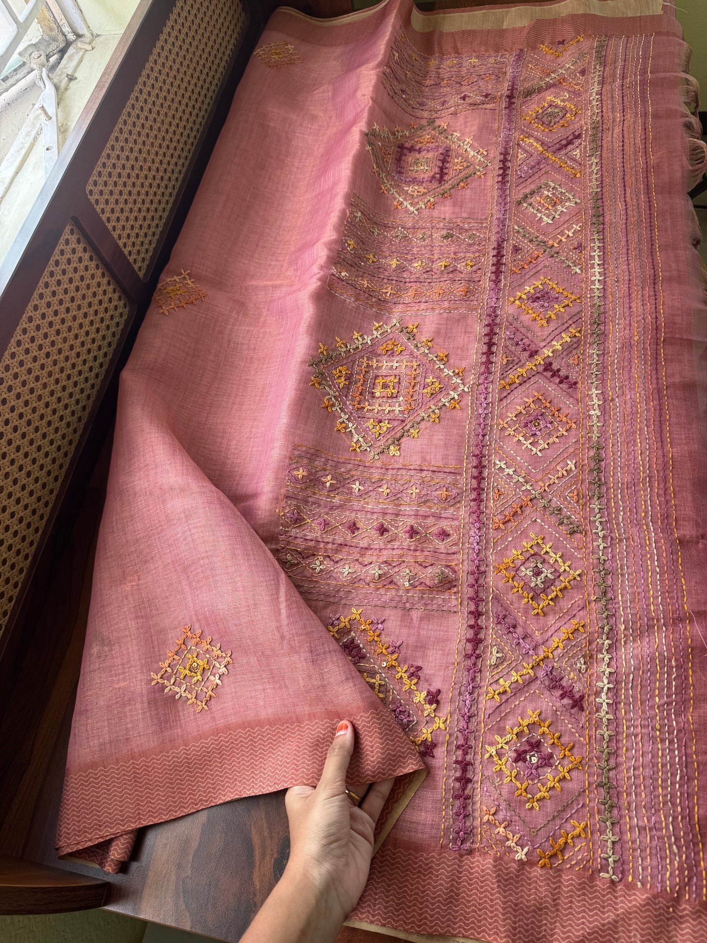 Premium Tissue Linen Sarees with heavy blouse - Pink