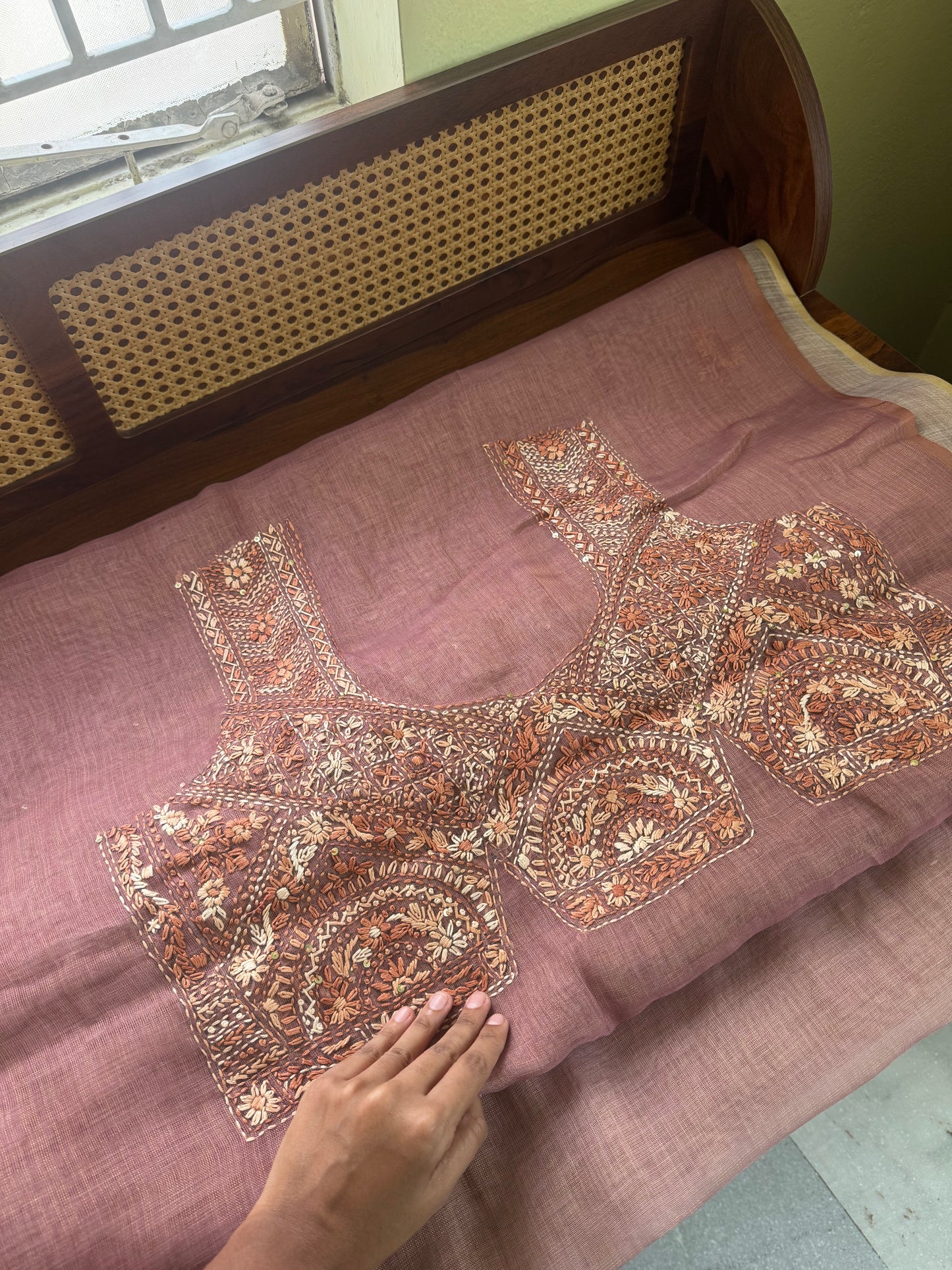 Premium Tissue Linen Saree with heavy blouse  - Mauve Pink