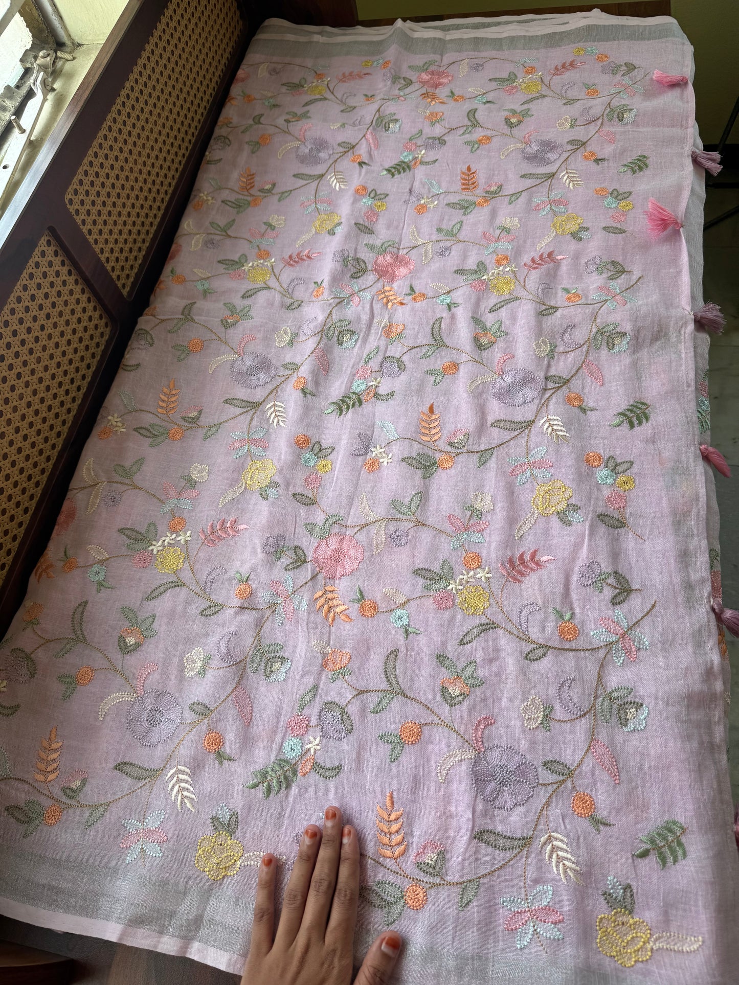Embroidered Pure Linen Sarees - Pastel Lilac