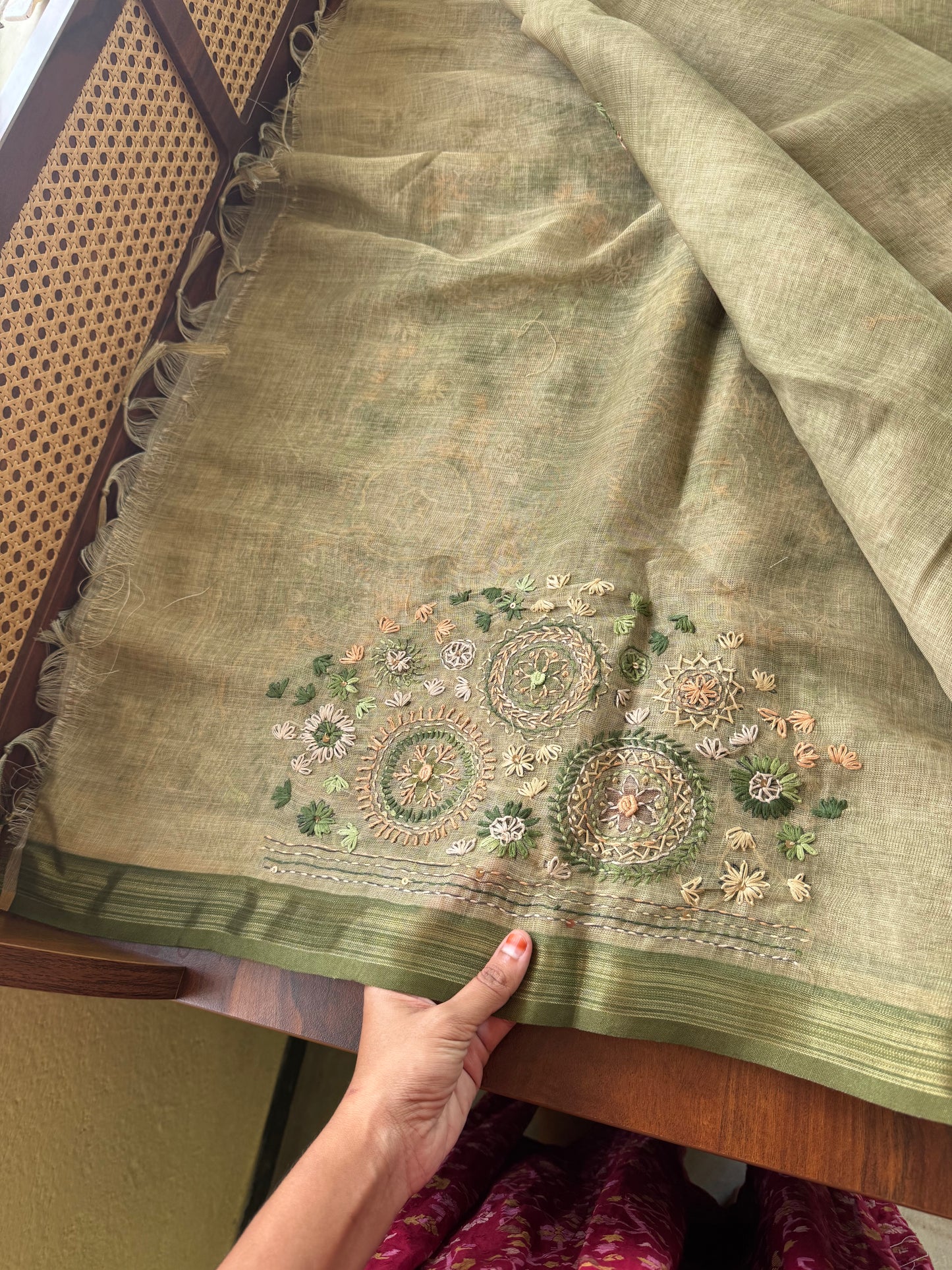 Premium Tissue Linen Sarees - Green