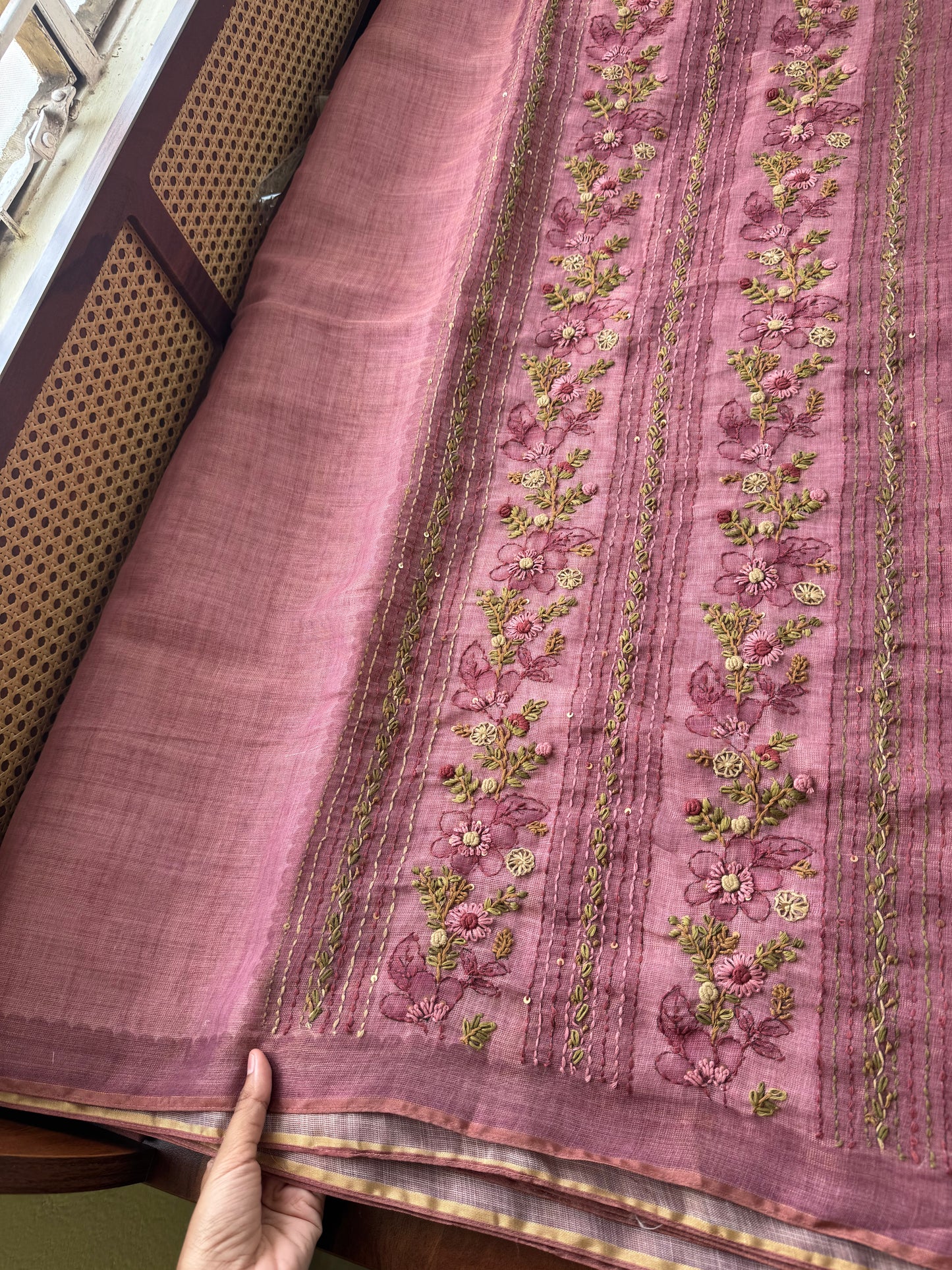 Premium Tissue Linen Sarees with heavy blouse - Pink