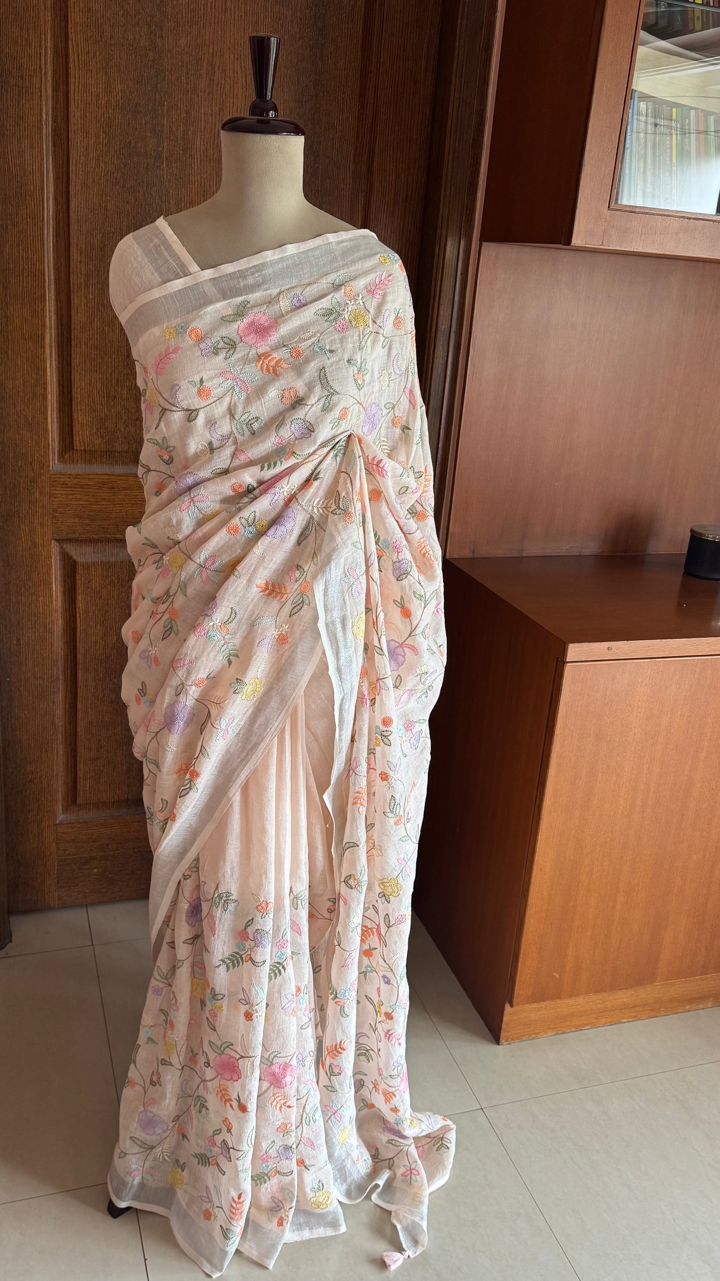 Embroidered Pure Linen Sarees - Pastel Muskmelon