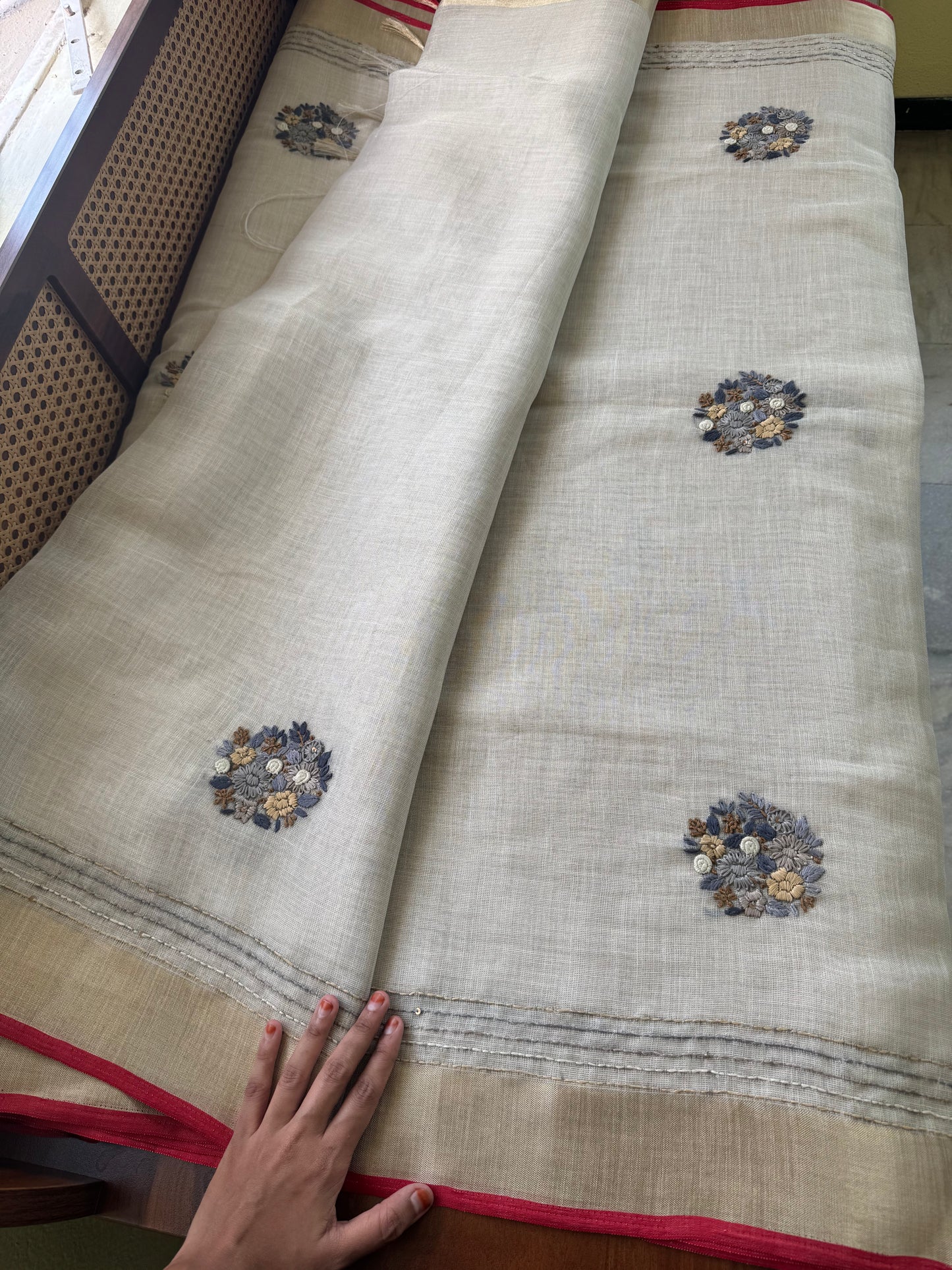 Premium Tissue Linen Sarees - Golden Cream & Grey