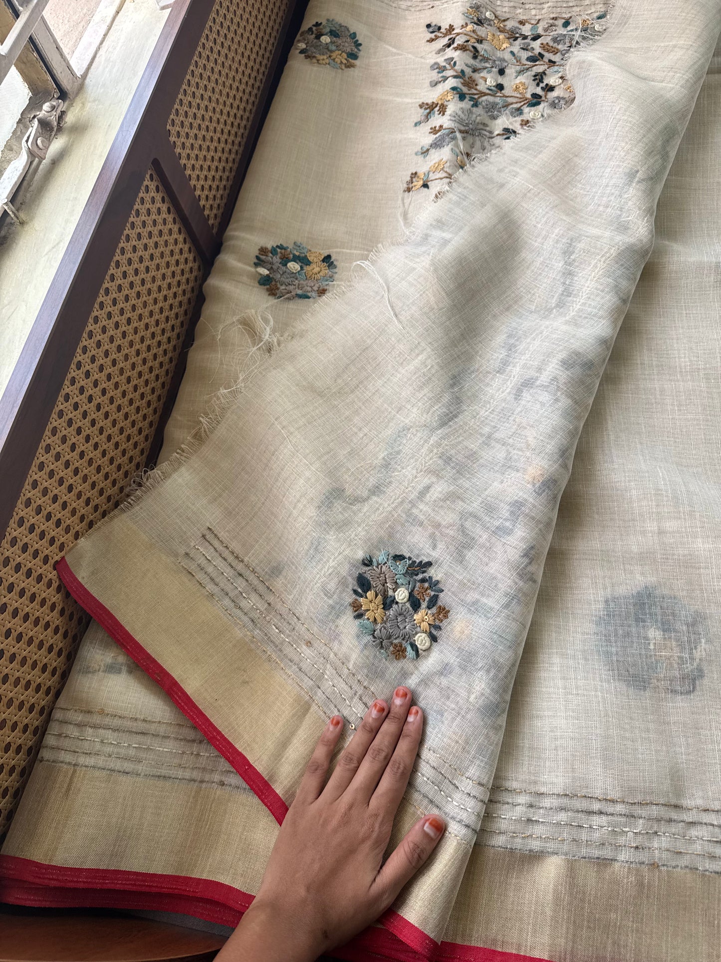 Premium Tissue Linen Sarees - Golden Cream & Peacock Blue