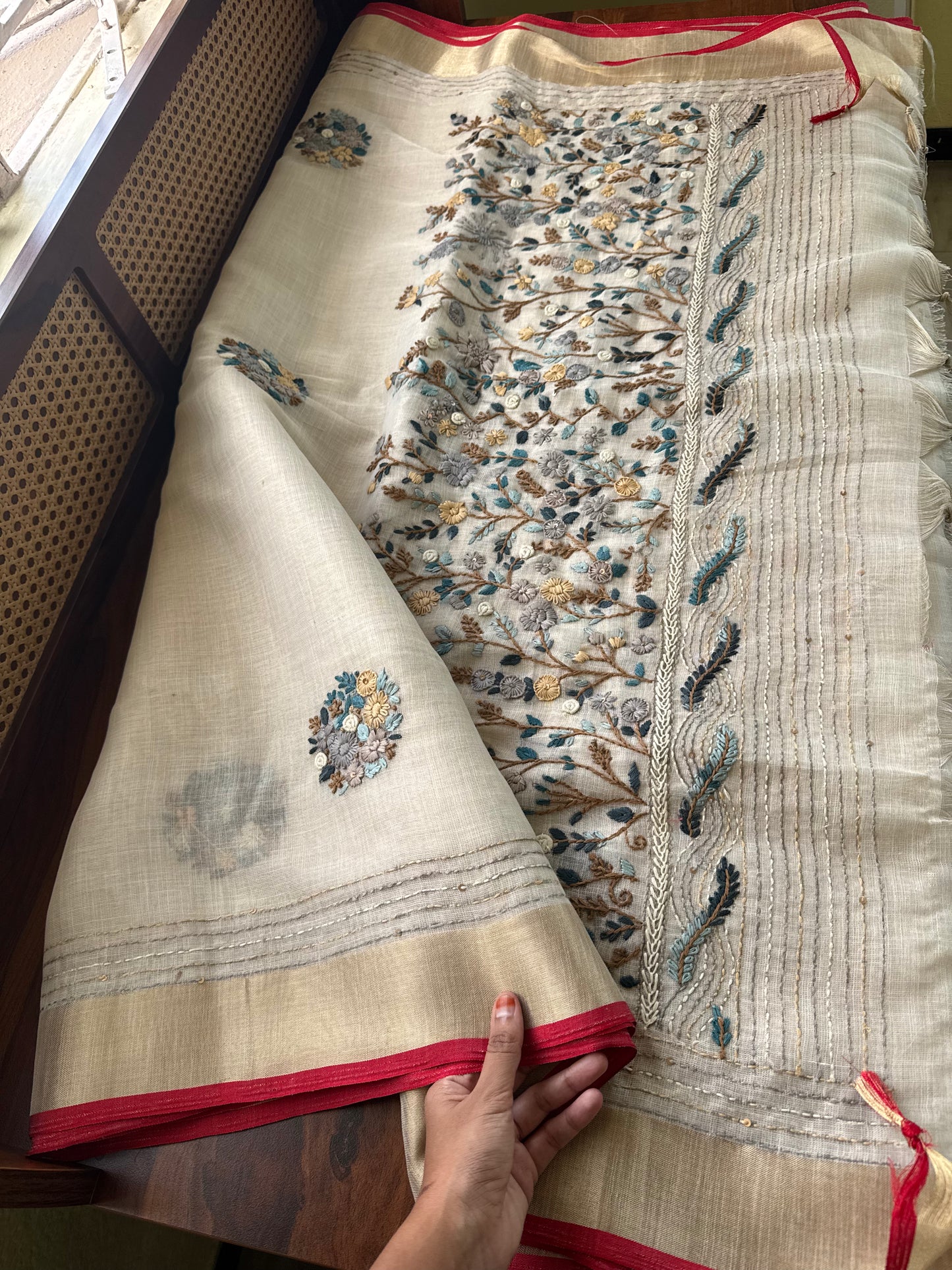 Premium Tissue Linen Sarees - Golden Cream & Peacock Blue