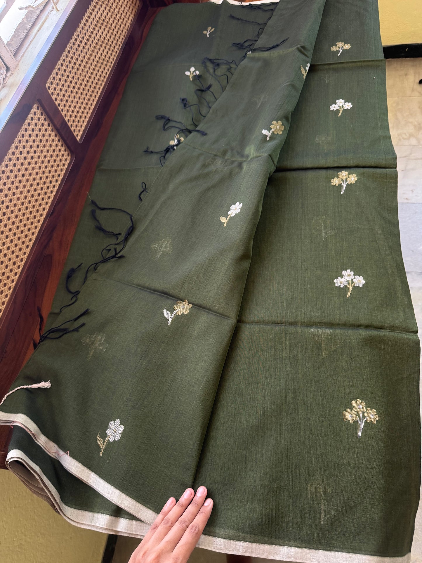Soft Handloom Bengal Cotton Saree -Olive Green