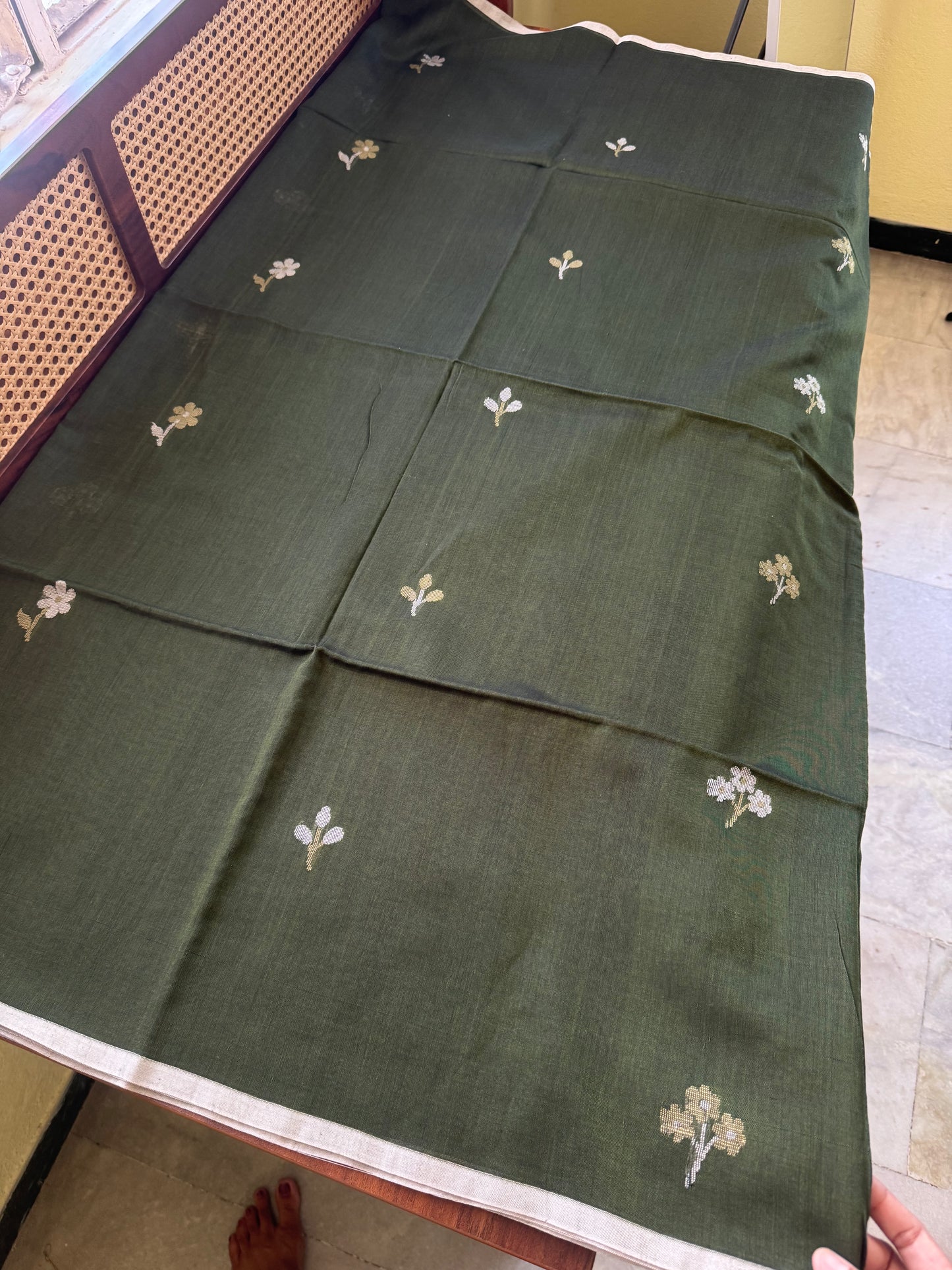 Soft Handloom Bengal Cotton Saree -Olive Green
