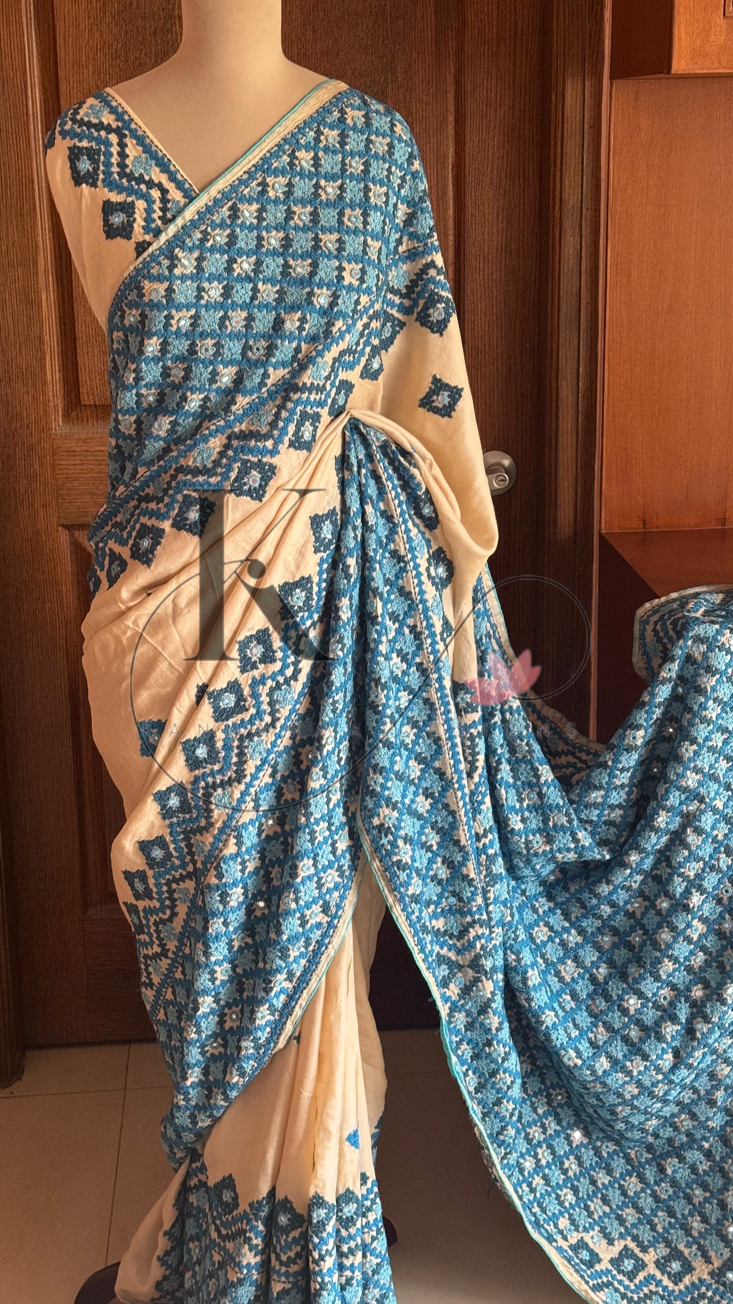 Kutch Embroidery with real mirror work Pure Gaji Tussar Silk Saree - Halfwhite & Blue