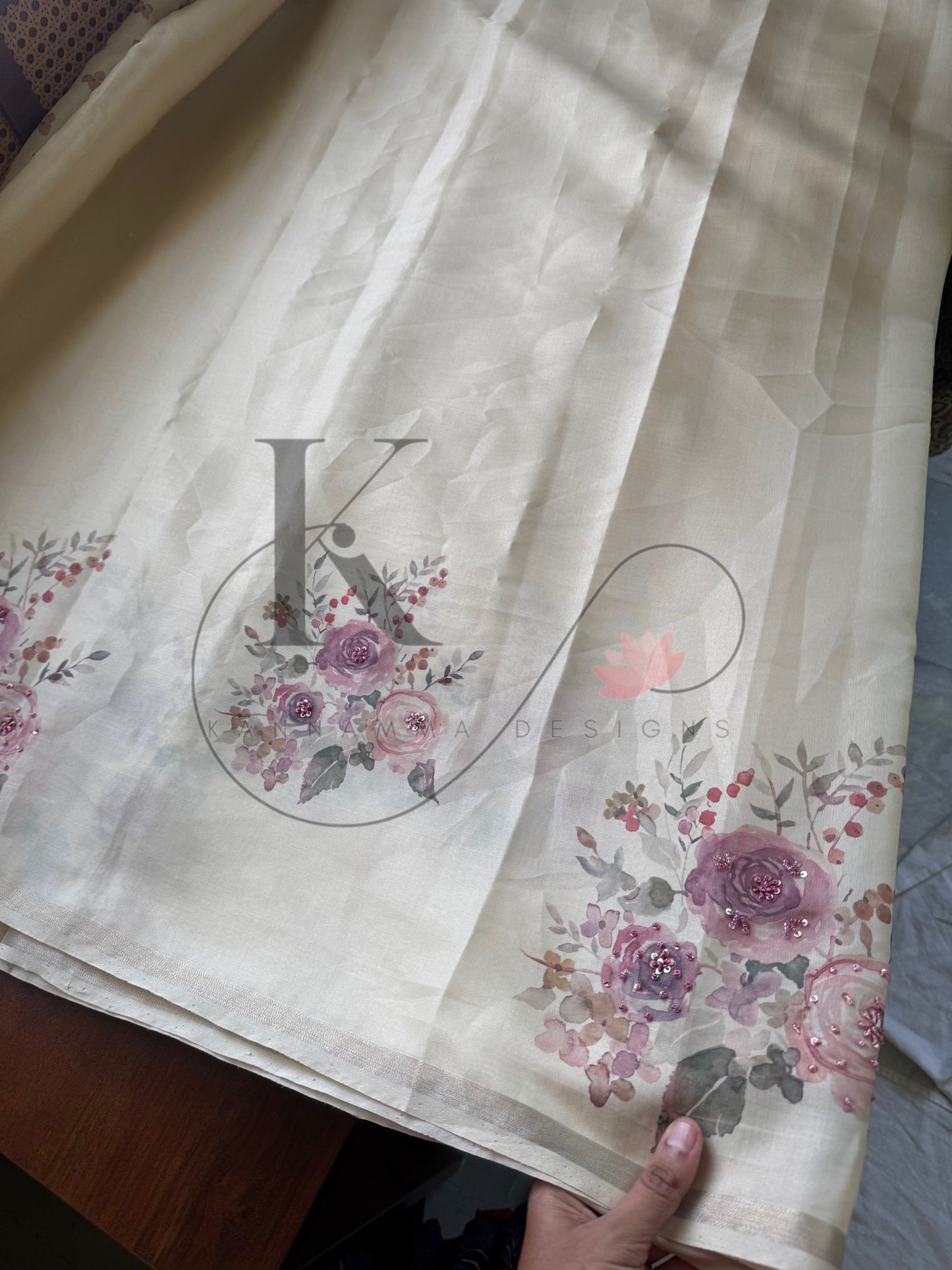 Floral Handwork Linen Chanderi Saree - Half White & Roses
