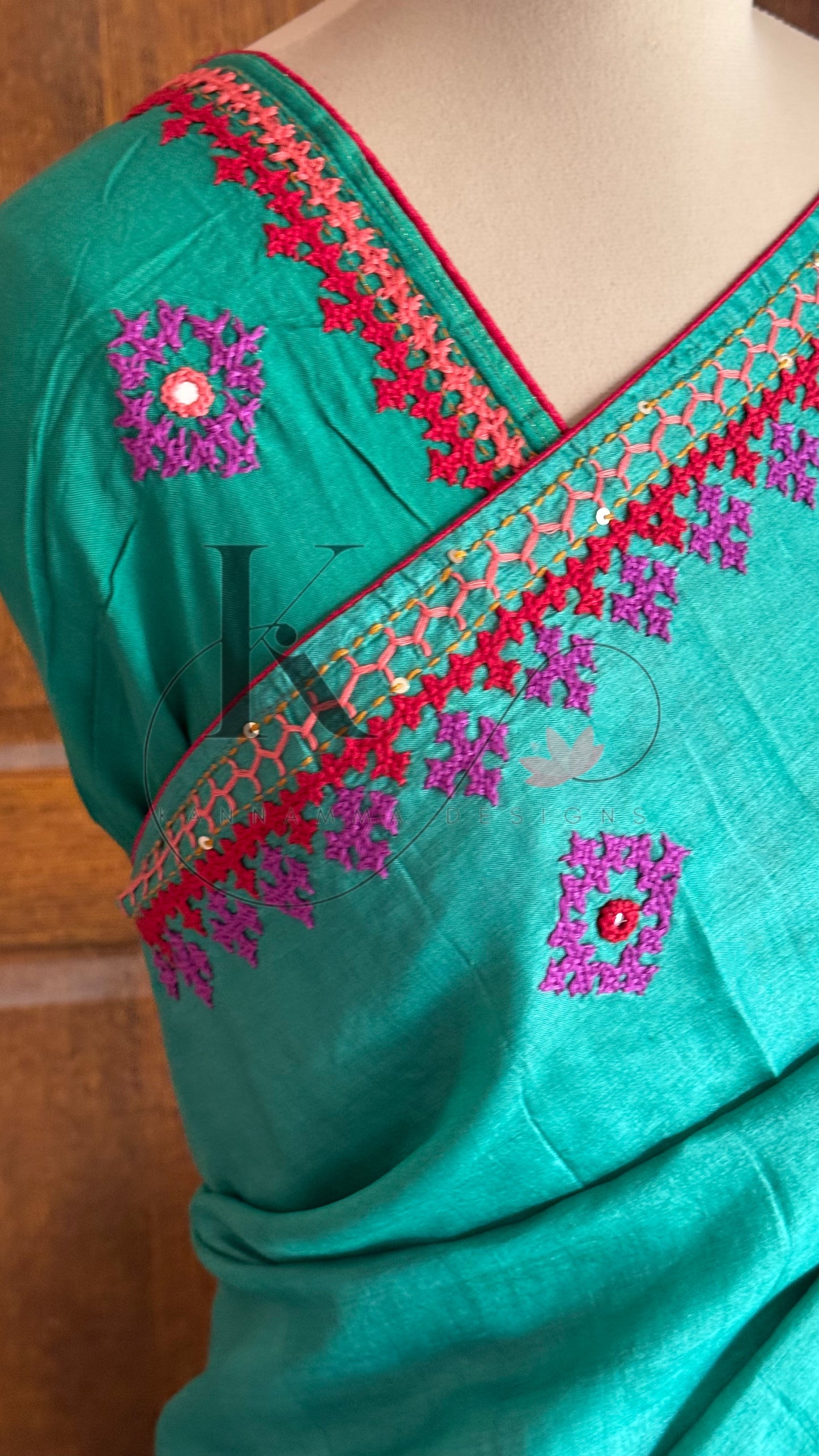 Kutch Embroidery with real mirror work Pure Gaji Tussar Silk Saree - Green