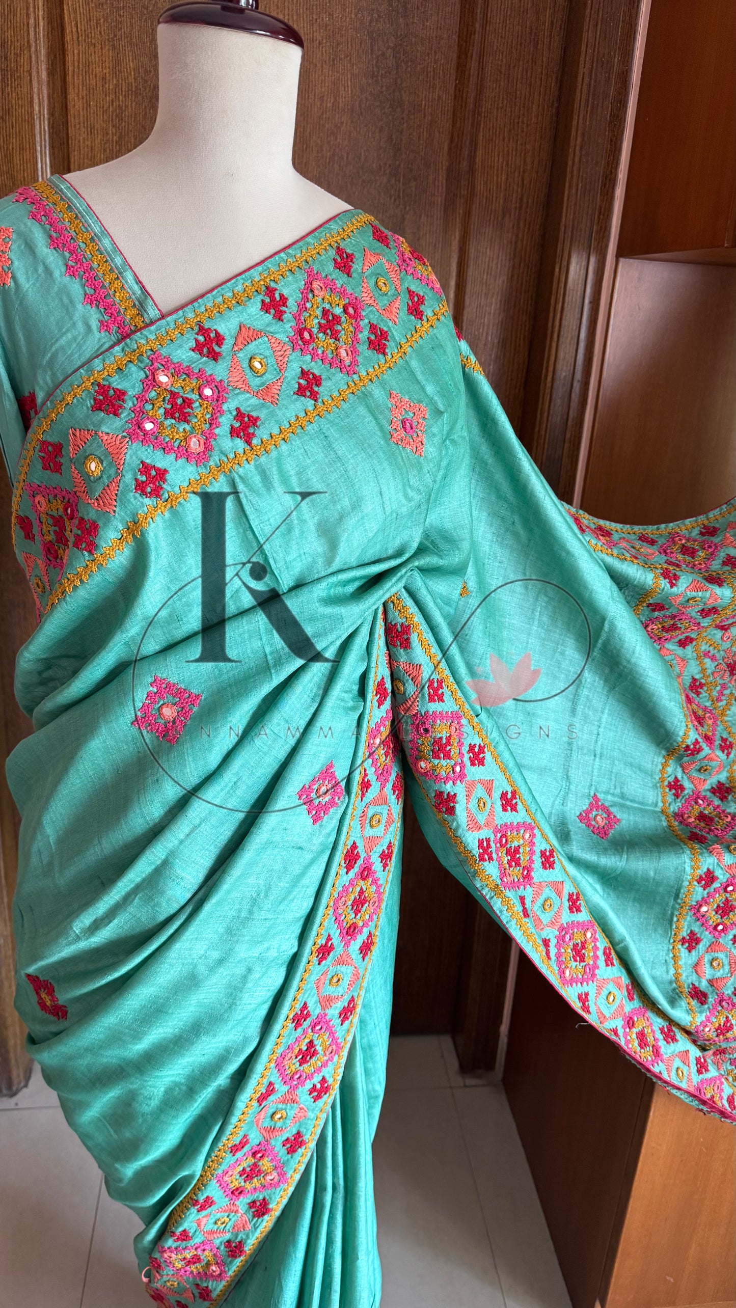 Kutch Embroidery with real mirror work Pure Gaji Tussar Silk Saree - Green