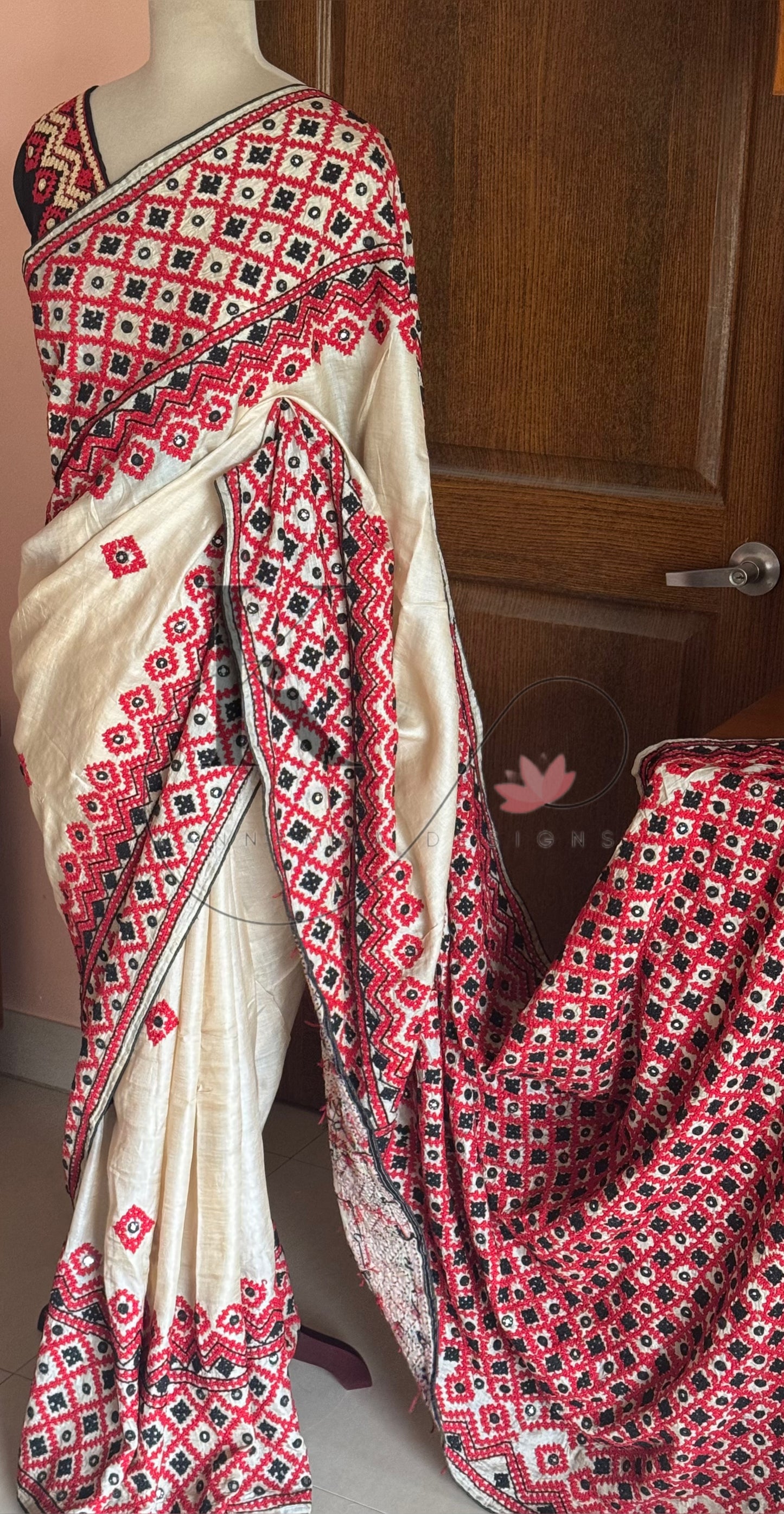 Kutch Embroidery with real mirror work Pure Gaji Tussar silk saree - Halfwhite ,red & black
